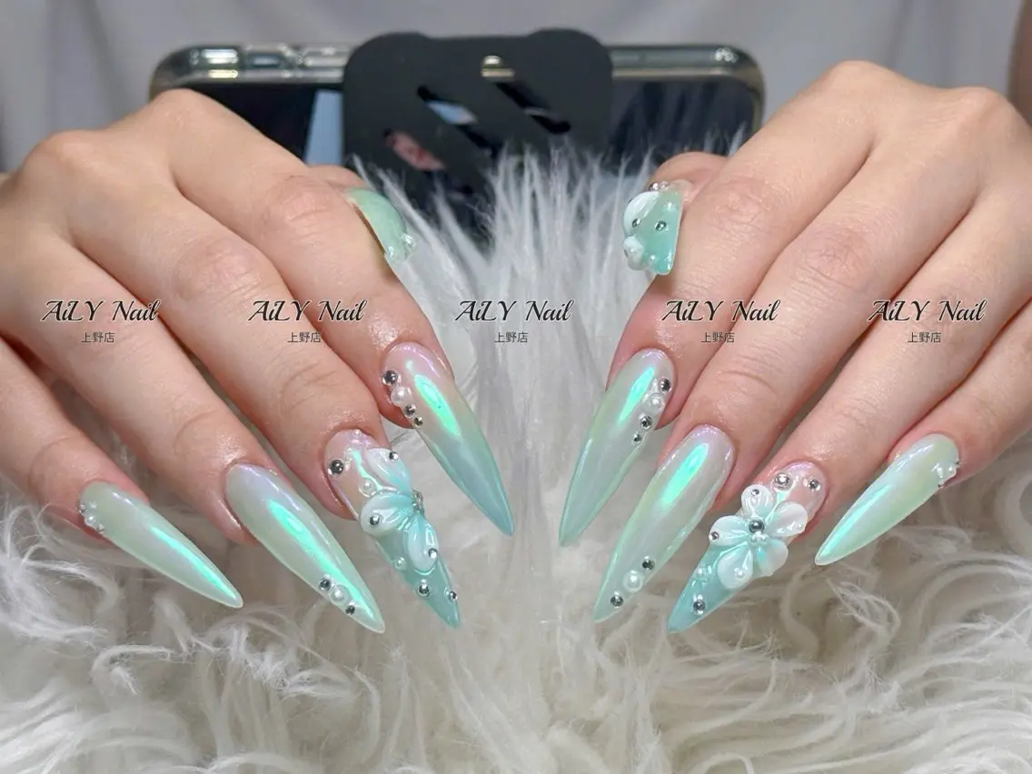 ネイル アートネイル フラワーネイル ジェルネイル マグネットネイル ニュアンスネイル ハンドネイル AiLy Nail 上野店のネイルデザイン