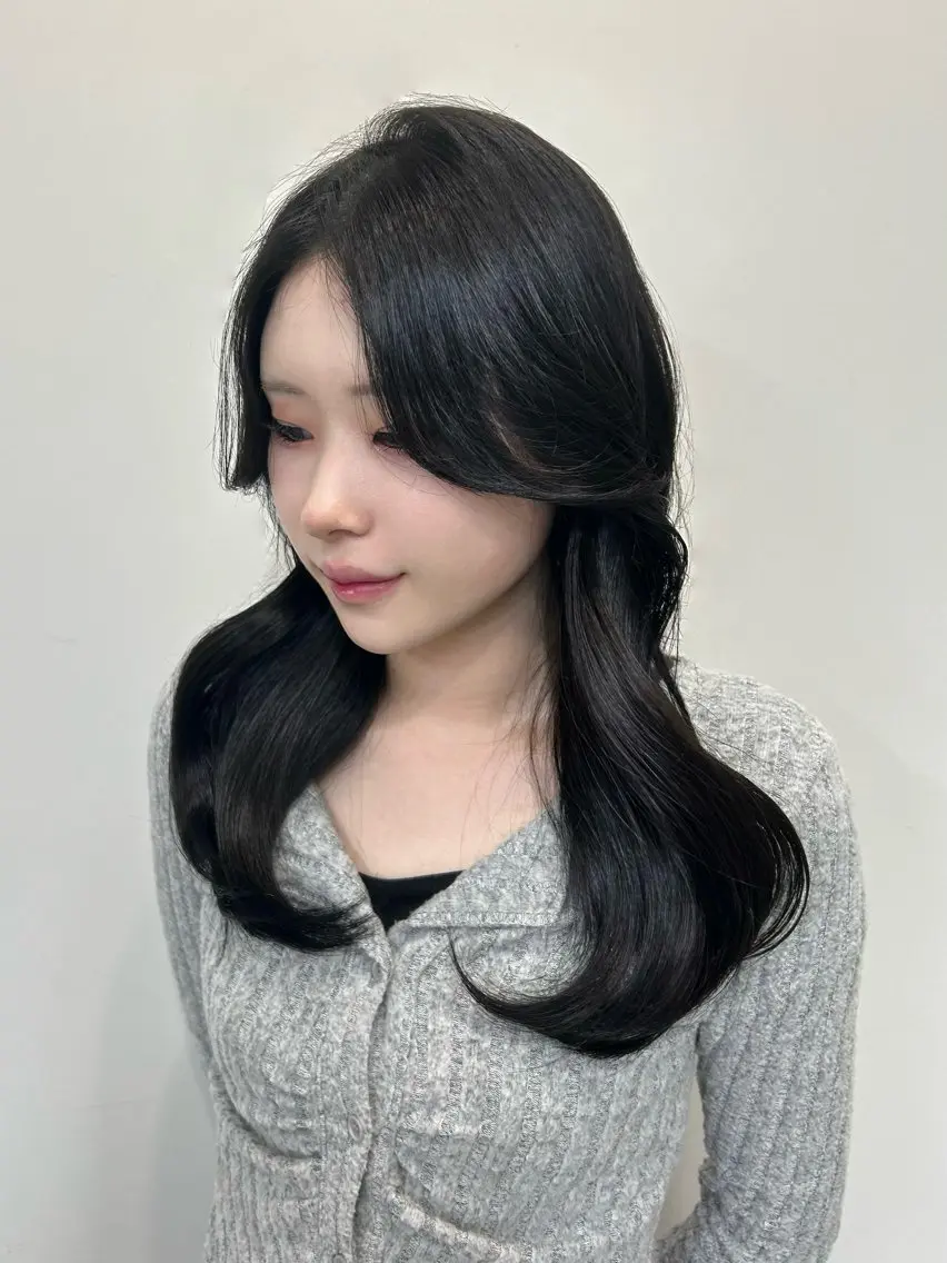 セミロング カラー 顔周りカット 韓国風ヘア カット ヘアカラー トリートメント 韓国ヘア/レイヤー Lily Wongのヘアスタイル