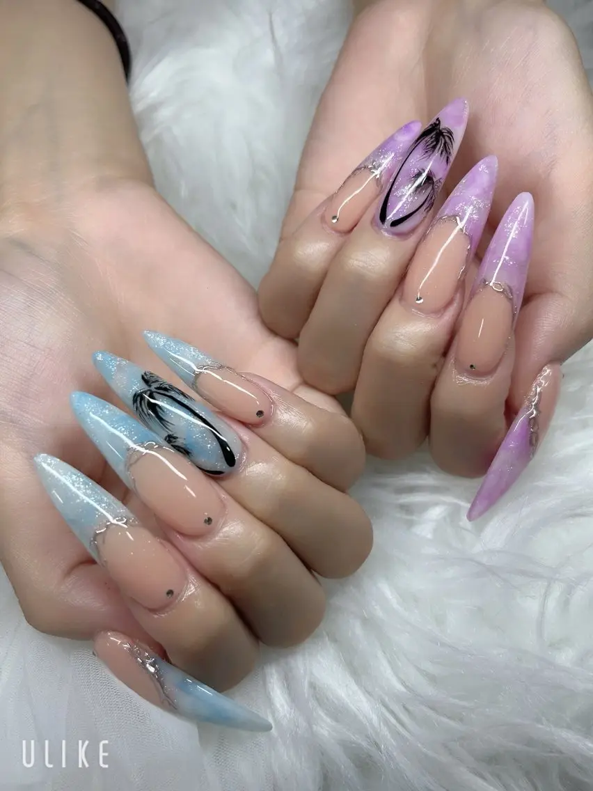 ネイル ハンドネイル YOLO NAILのネイルデザイン