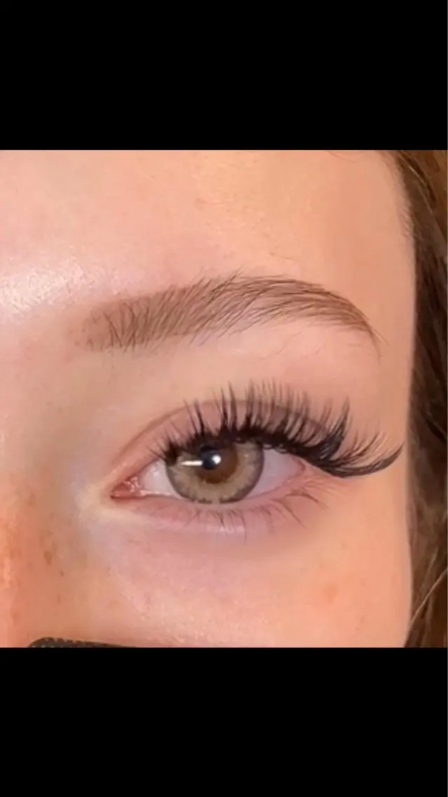 マツエク・マツパ 付け放題 ボリュームラッシュ linda lashesのマツエク・マツパデザイン