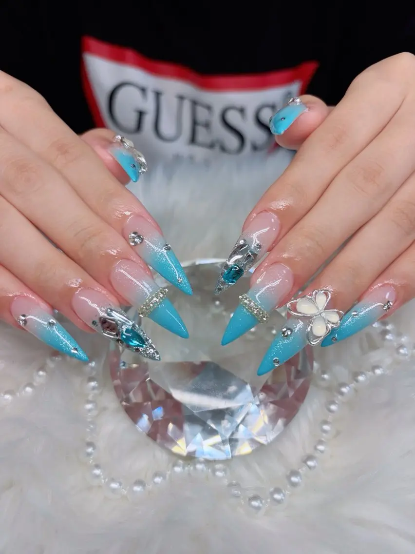 ネイル アートネイル オーロラネイル チークネイル 長さ出し フットネイル ハンドネイル Chan nailsのネイルデザイン