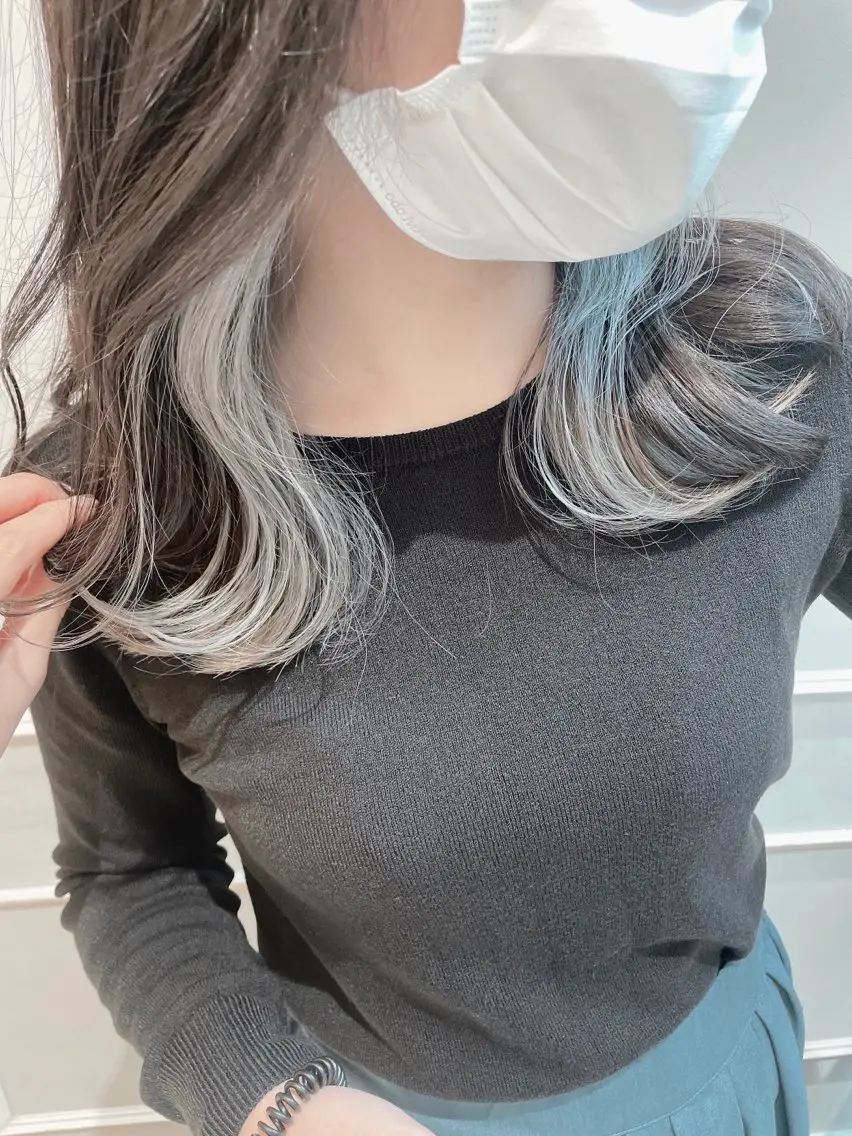 ミディアム カラー ブリーチ カット ヘアカラー トリートメント 🦖鶴岡 香純🦖のヘアスタイル