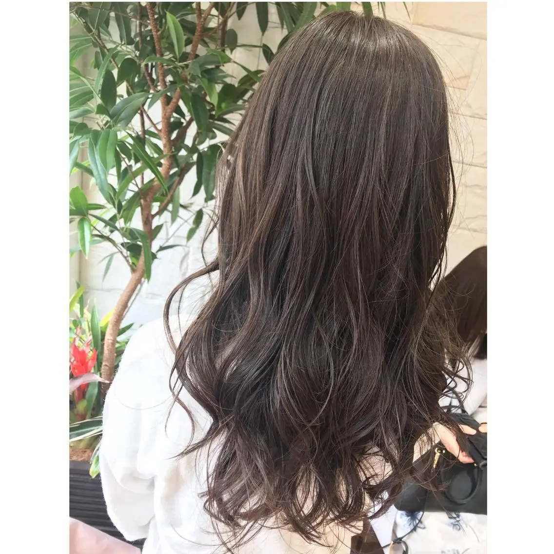 セミロング カラー 髪質改善 艶髪🔵フセナオヤのヘアスタイル
