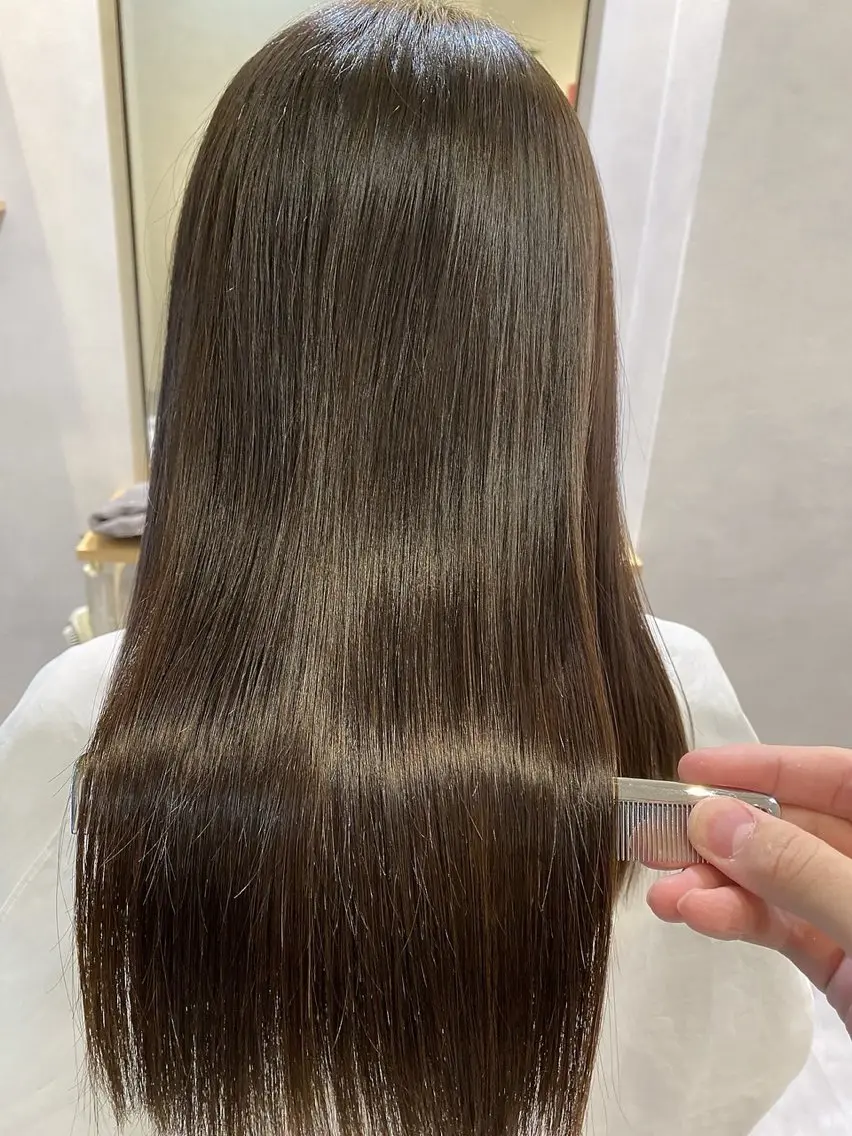 ロング ロング オオトミ ホノカのヘアスタイル