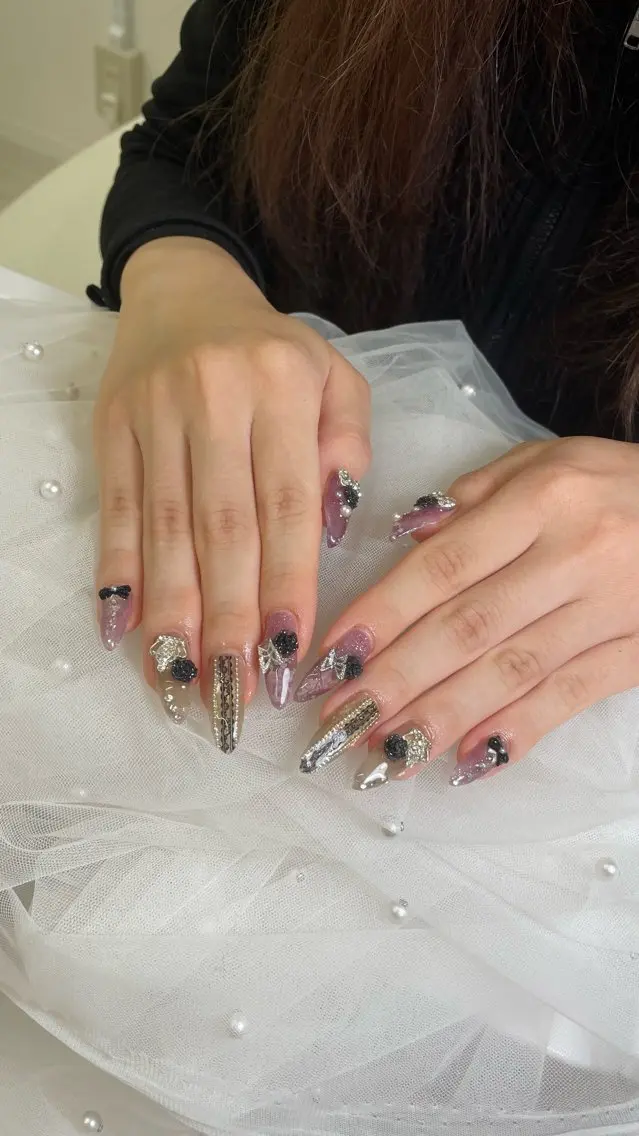 ネイル Moon nail salonのネイルデザイン