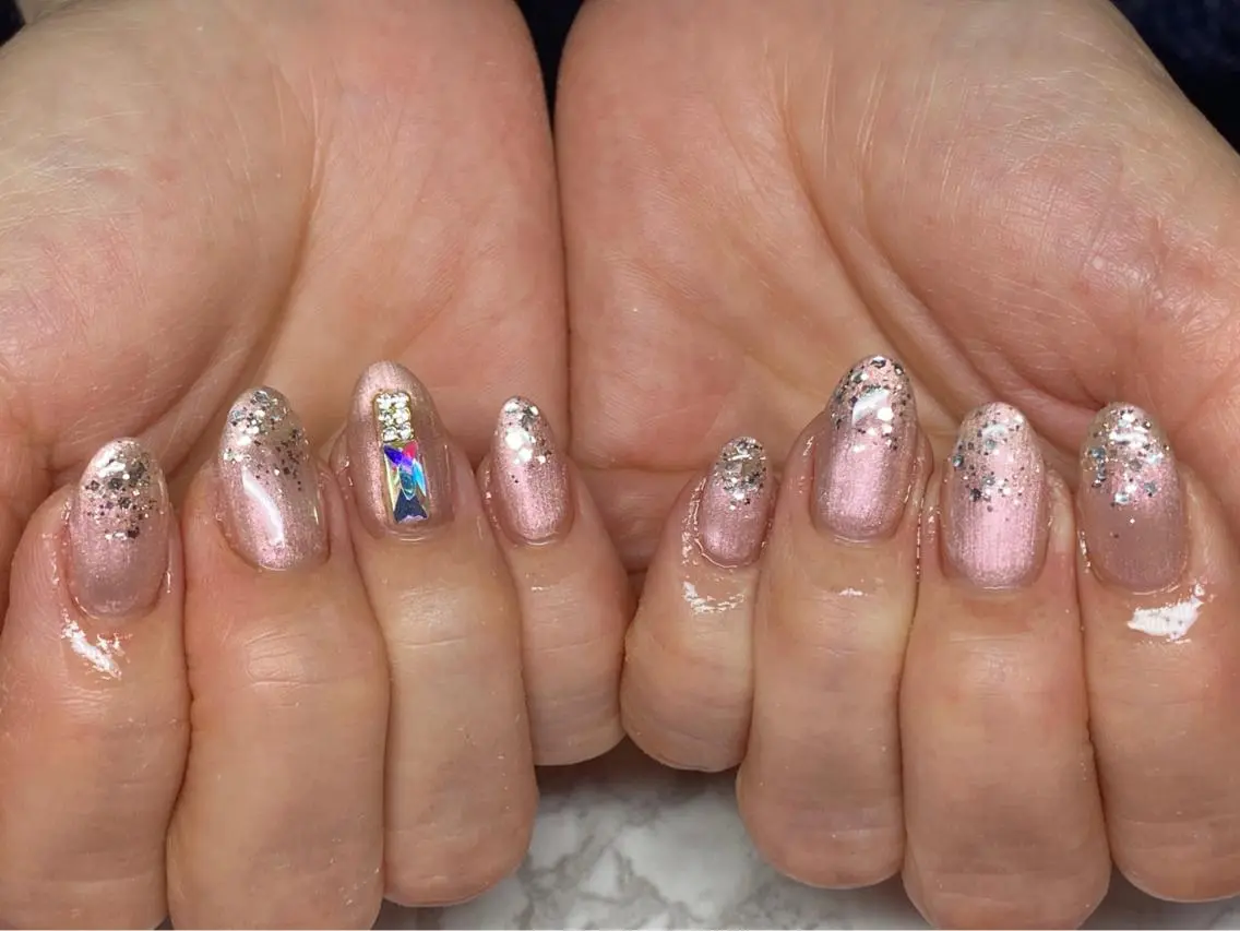 ミディアム ネイル Beauty Salon Lunaのエステ・リラクイメージ