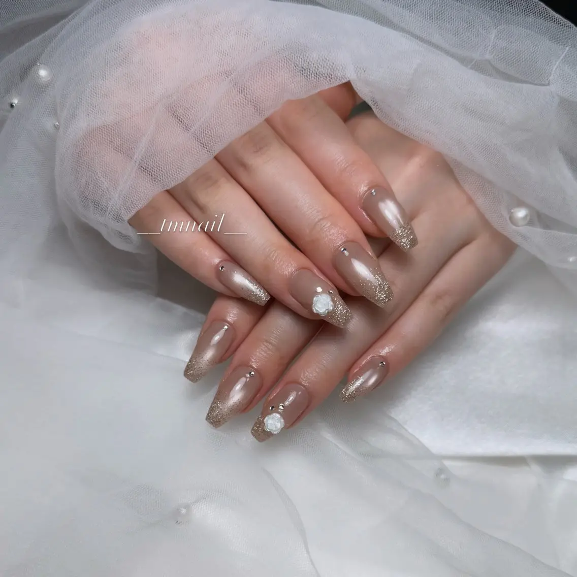 セミロング 韓国風ヘア ハンドネイル 💅Tmnail Misoraのネイルデザイン