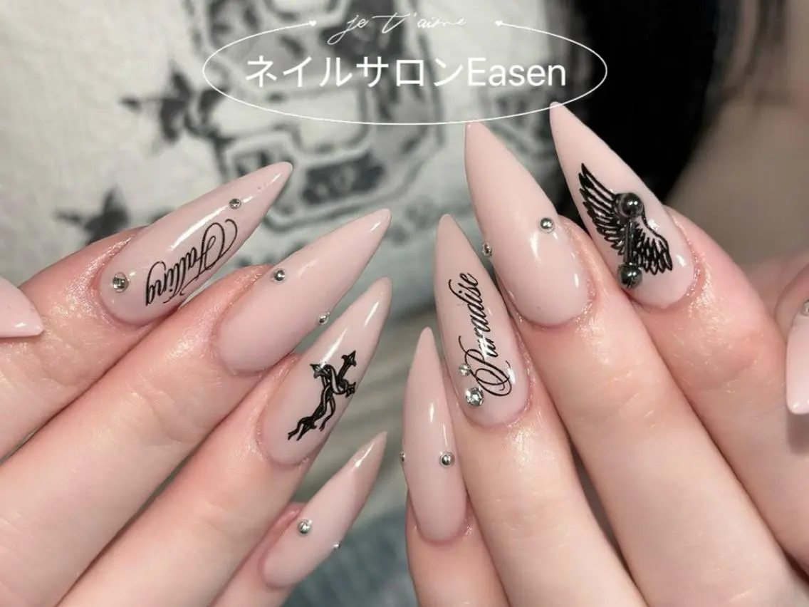 ネイル ネイルサロン Easenのネイルデザイン