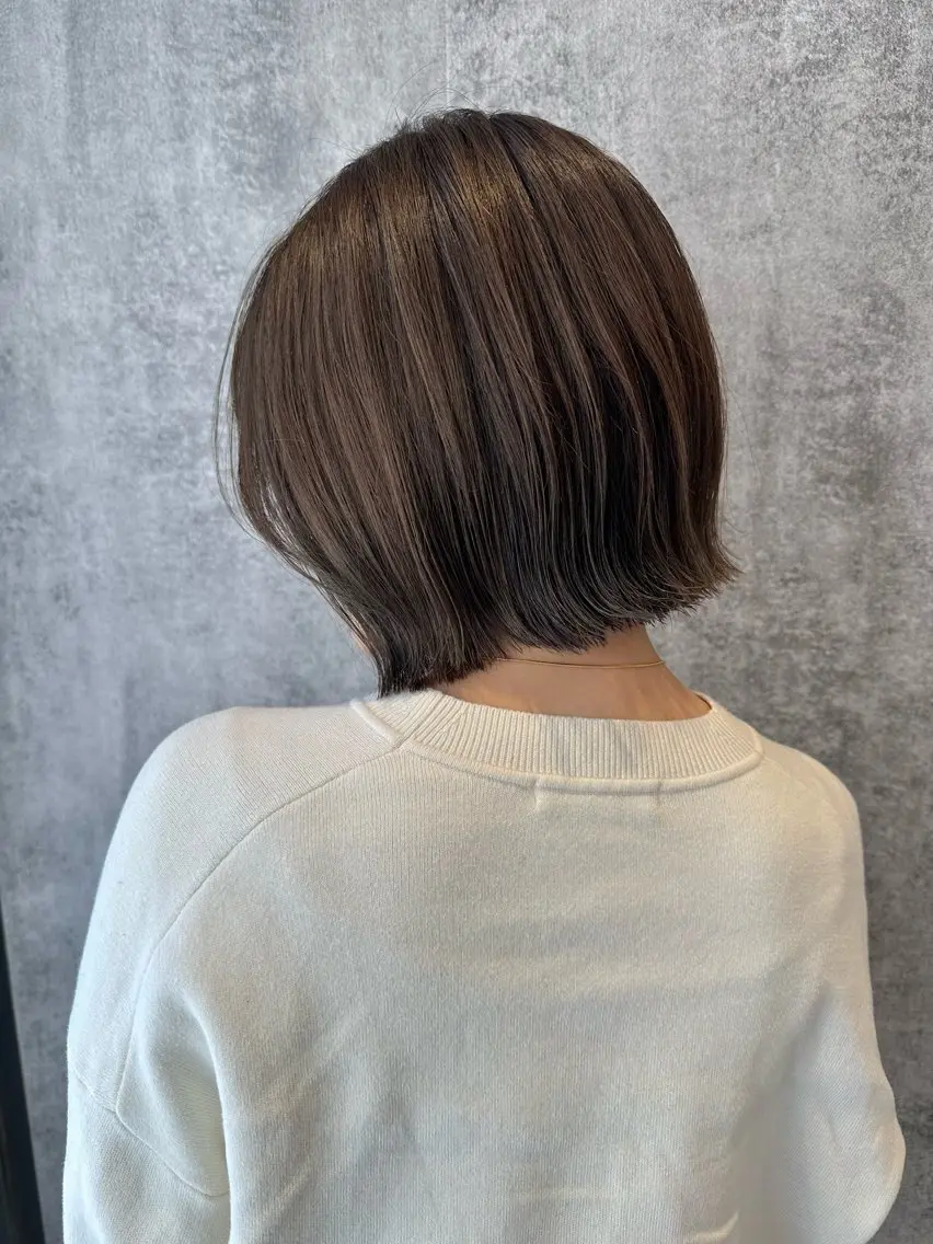 ミディアム カット ヘアカラー トリートメント 【neo.】 Mahoのヘアスタイル