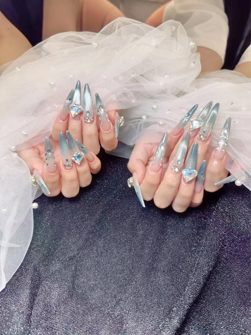 ネイル ネイルサロン lotusのネイルデザイン