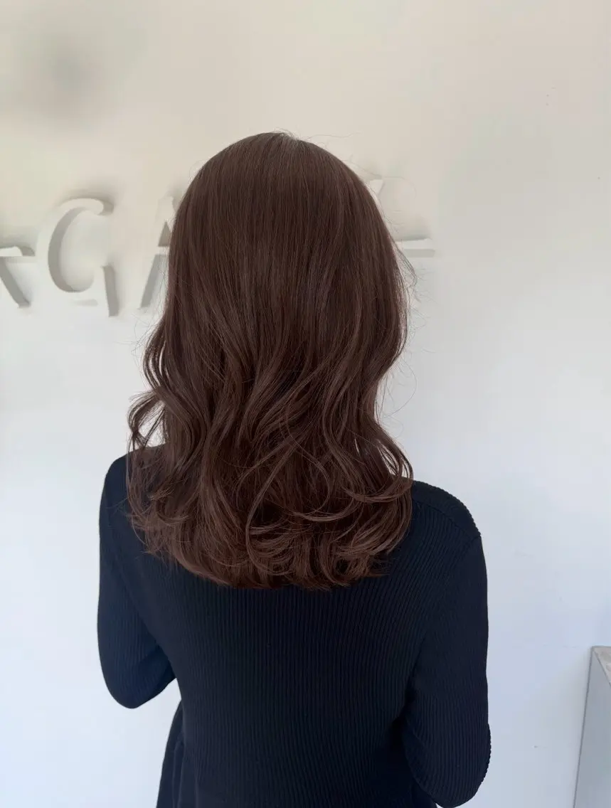 ミディアム カラー カット ヘアカラー トリートメント 透明感カラー／ 艶感カラー／RAMUのヘアスタイル