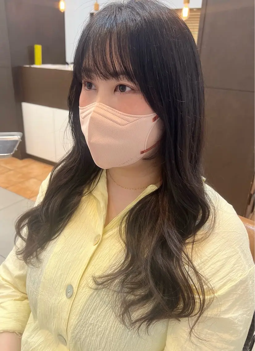 ロング カラー ロングレイヤー レイヤーカット ロング カット トリートメント 頭皮×髪質改善 透明感カラー💎中村のヘアスタイル