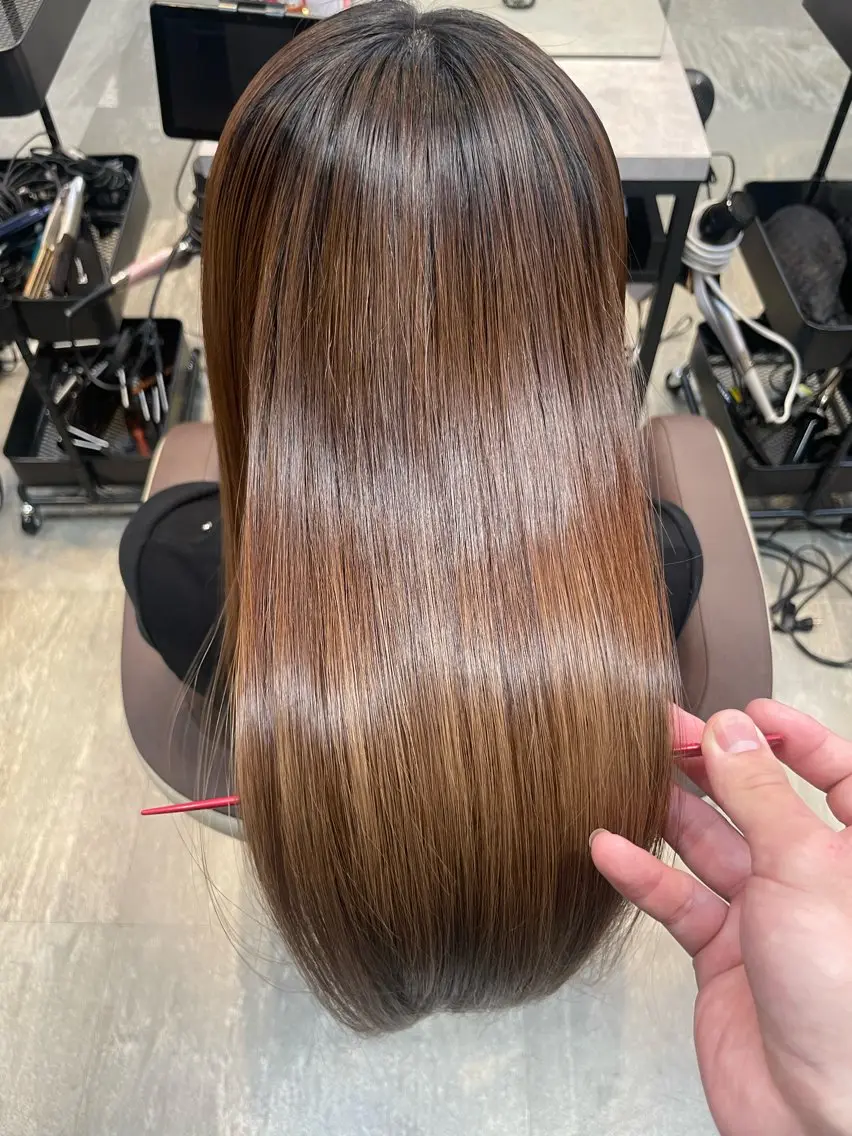 ロング カラー 廣瀬 直幸のヘアスタイル