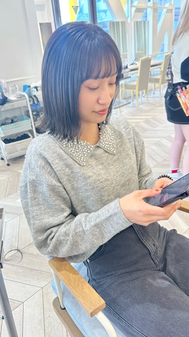 ミディアム カラー アッシュ アッシュブラウン ブラウンカラー オレンジ カット ヘアカラー 小顔レイヤー/ ベージュ🤍Rieのヘアスタイル