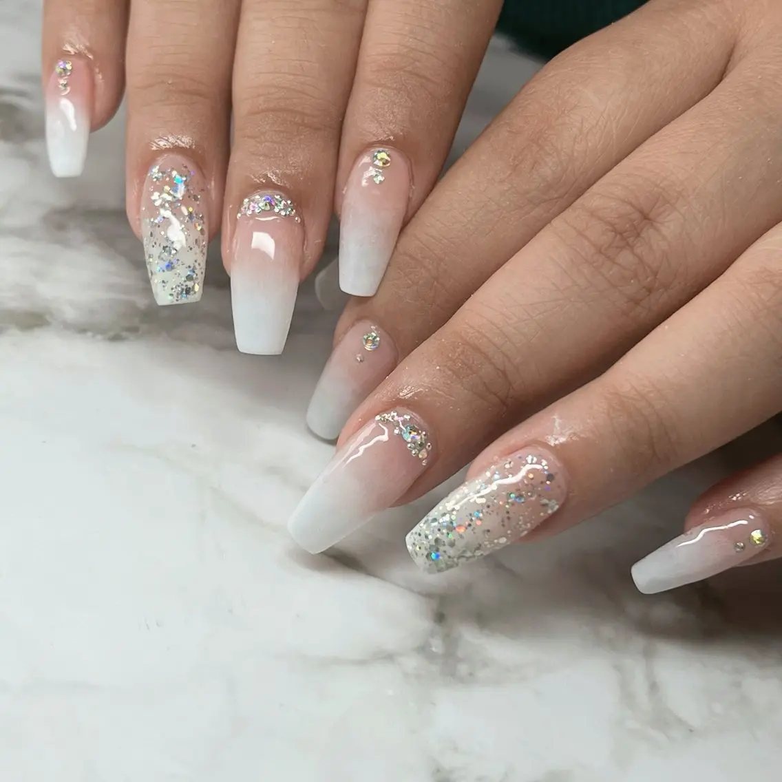 ネイル ハンドネイル Dia Nail AKIのネイルデザイン
