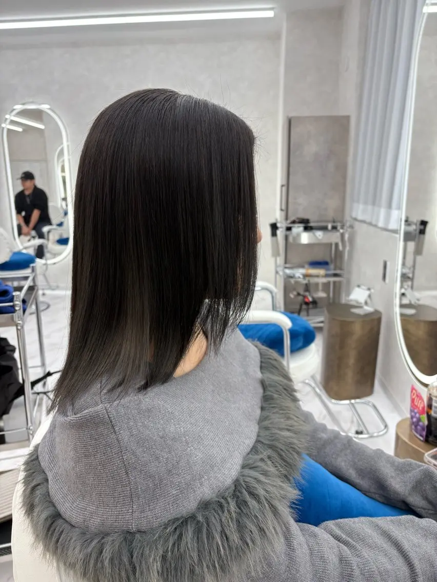 艶カラー+髪質改善トリートメント🫧の写真