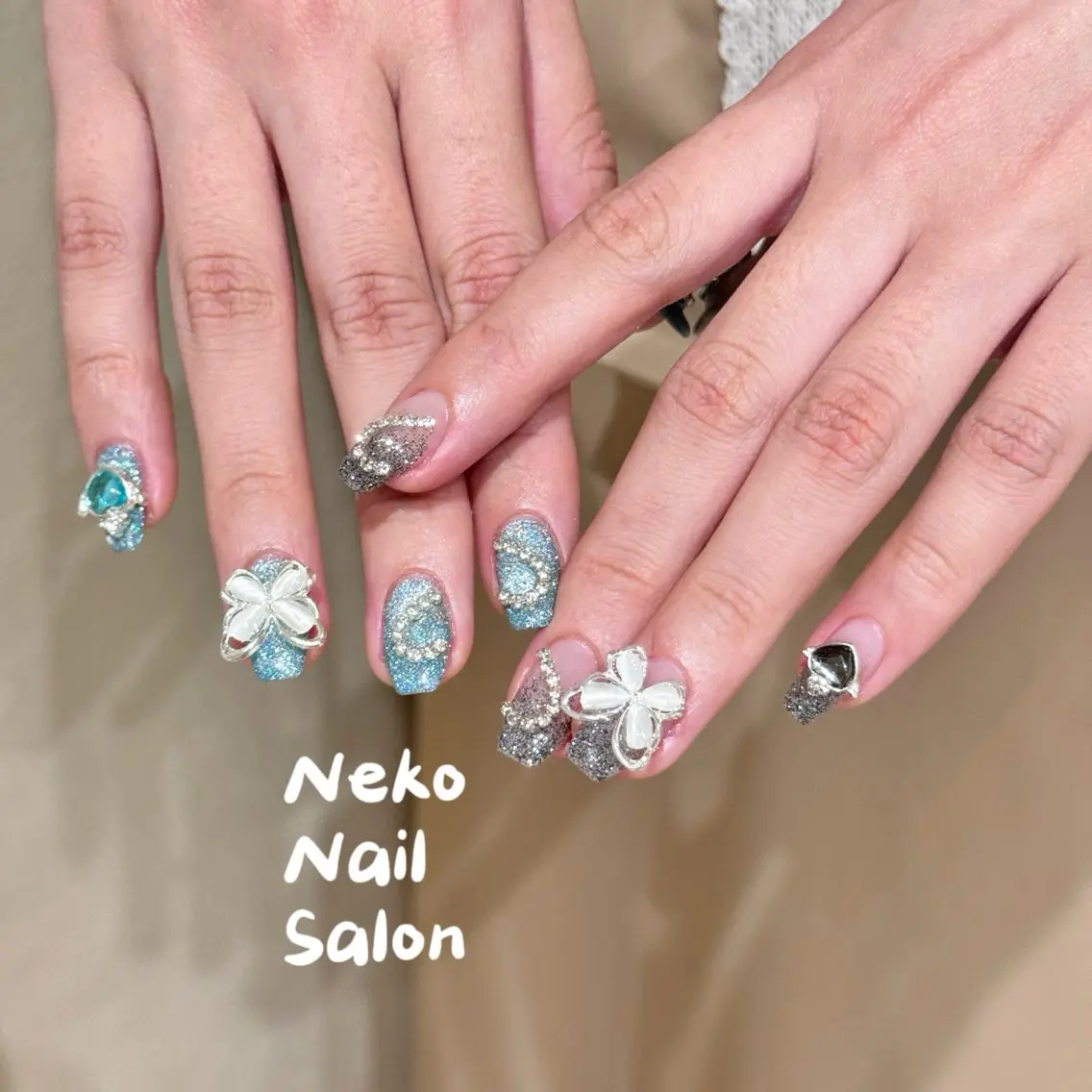 ネイル キラキラネイル neko nailのネイルデザイン