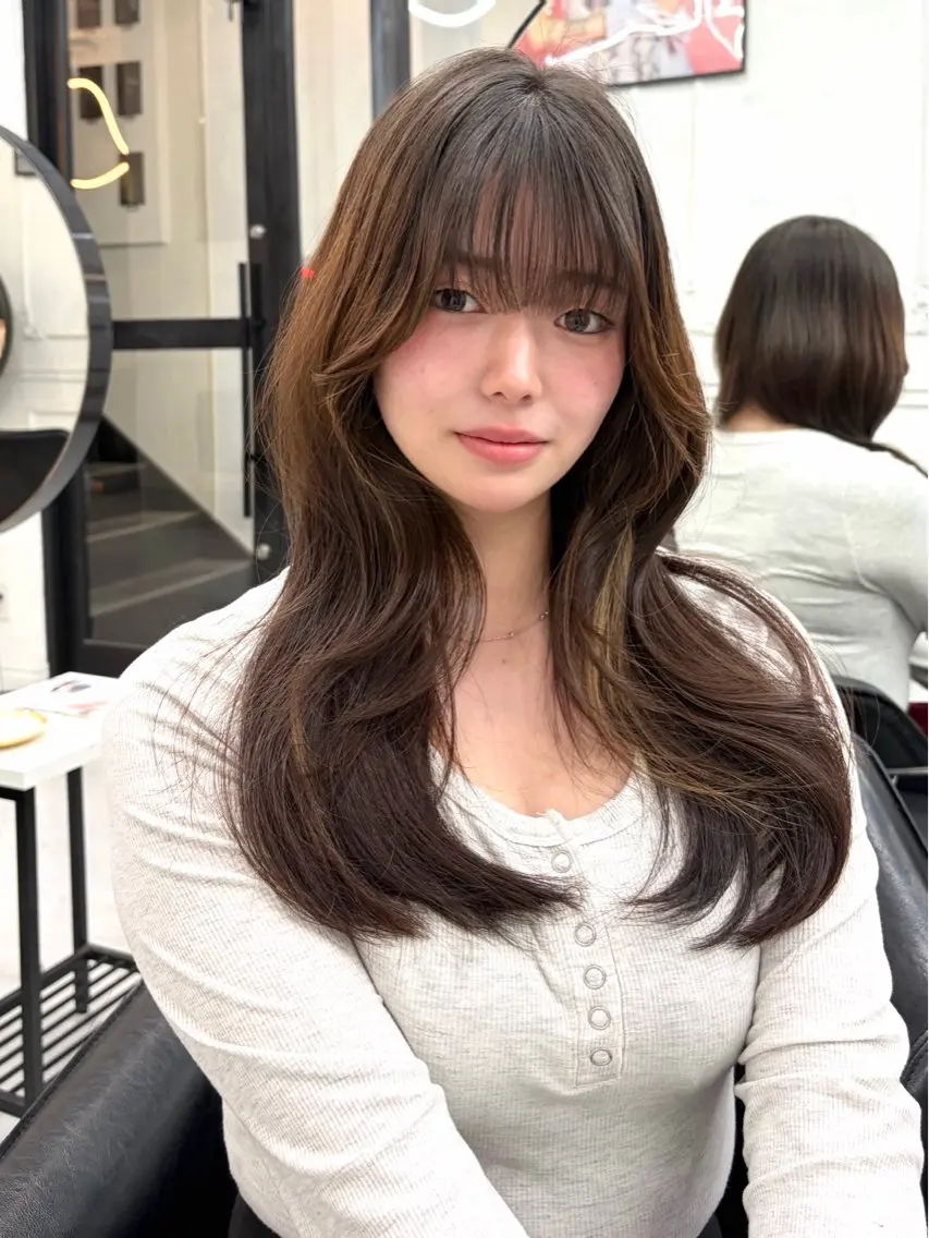 ロング 顔周りカット 韓国風ヘア レイヤーカット ロング Maison HARU宮本 楓のヘアスタイル