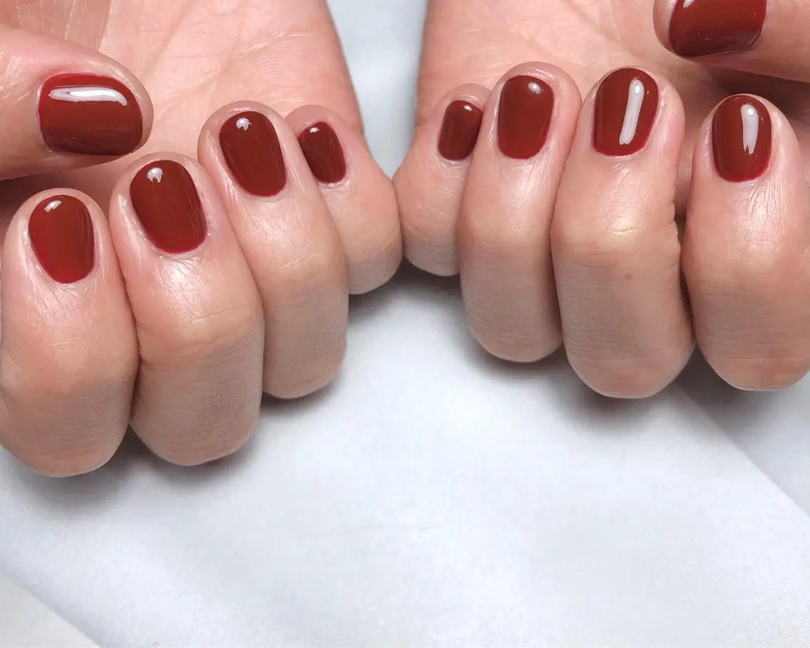 ネイル ボルドー ハンドネイル saki_ nail heronのネイルデザイン