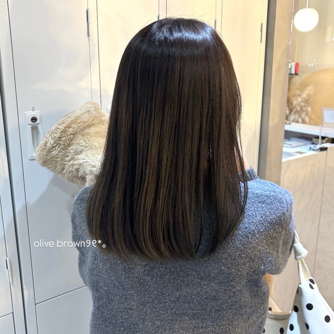 セミロング カット ヘアカラー トリートメント Karin🎀韓国/ 透明感🥣&レイヤーのヘアスタイル