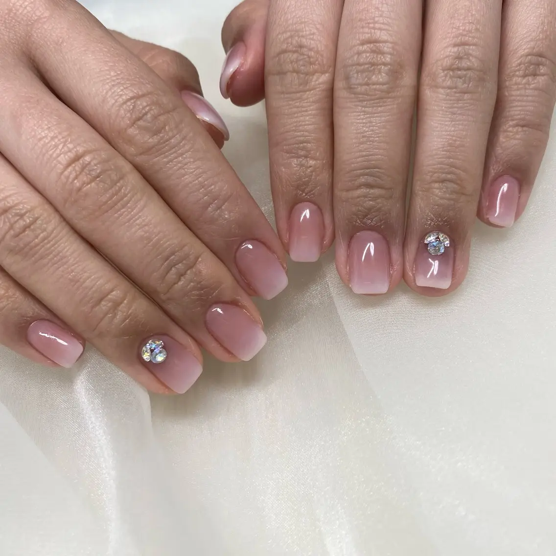 ネイル ストーンネイル ハンドネイル claire_ rie.のネイルデザイン