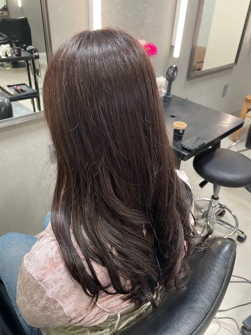 ロング カラー 透明感カラー グレージュ ラベンダーカラー ラベンダーグレージュ ラベンダーグレー ヘアカラー 暖色/似合わせカラー 🦩岡本早苗のヘアスタイル