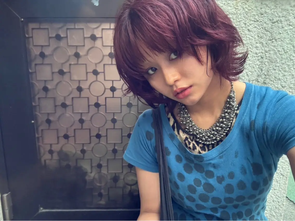 ミディアム カラー Yuka中目黒 🪶当日予約◎のヘアスタイル