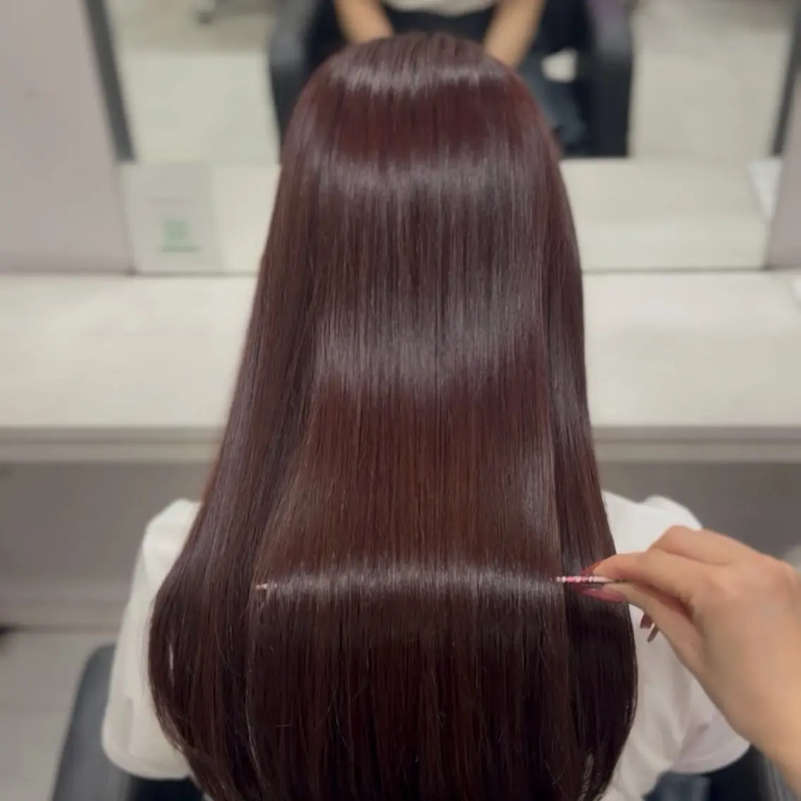 ロング カラー ヘアカラー トリートメント 🦋REISA🦋 エクステ×ハイトーンのヘアスタイル