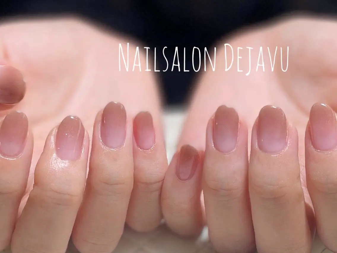 ネイル グラデーション ハンドネイル Nail salon Dejavu 🌿のネイルデザイン