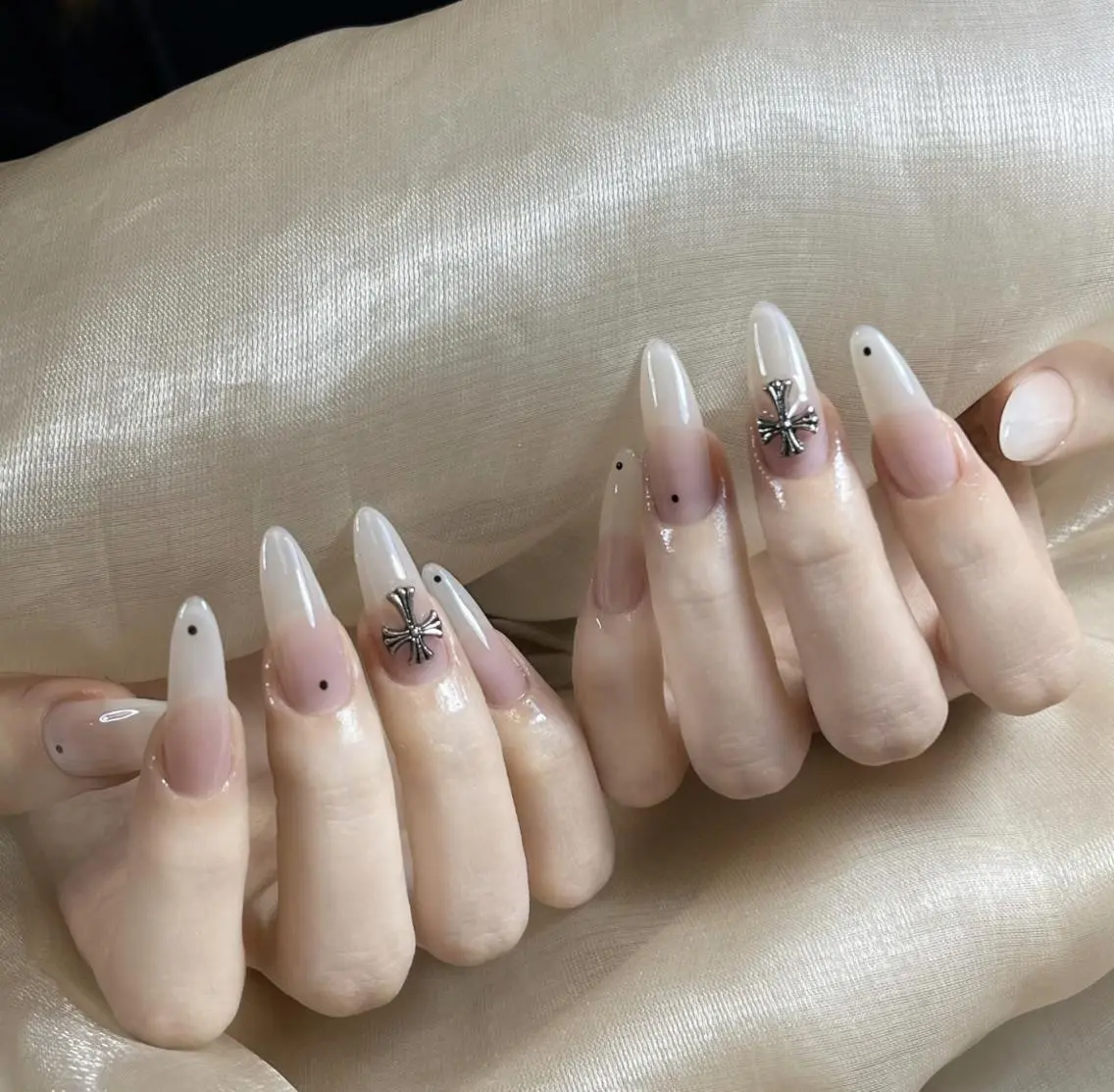 ネイル ハンドネイル ハンドケア 🍑 momo_nailのネイルデザイン