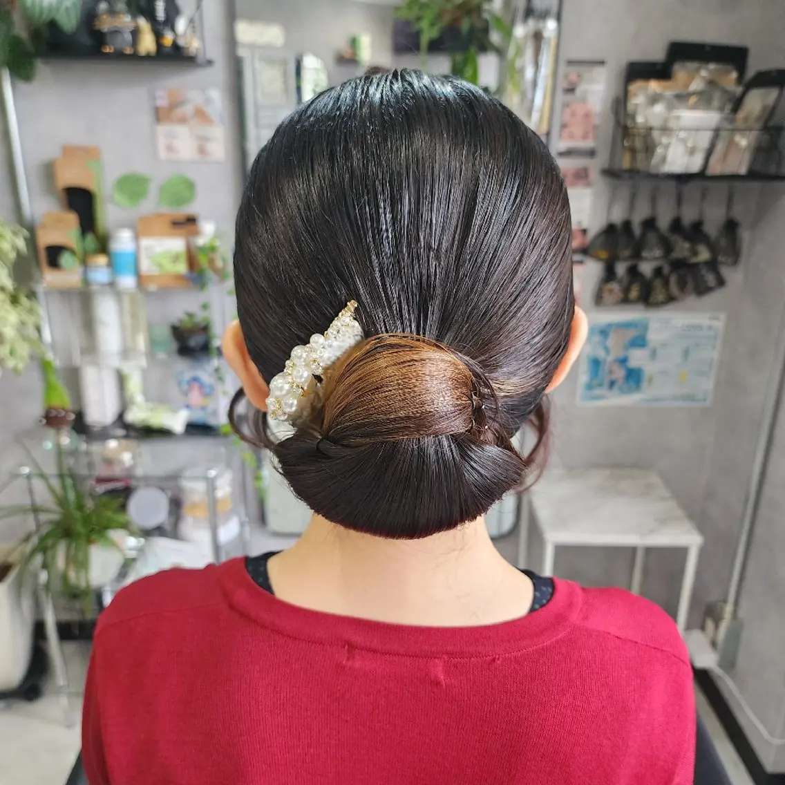 ヘアアレンジ 成人式 卒業式のヘアスタイル ESTELA... OHARA のヘアスタイル