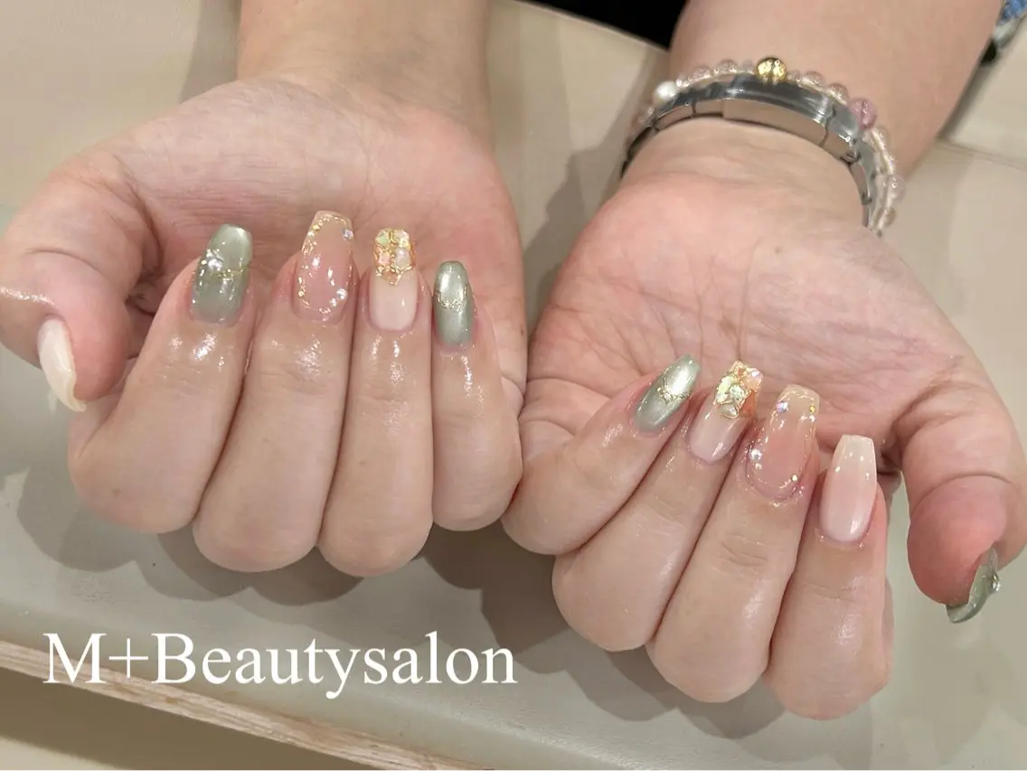 ネイル ハンドネイル M+  Beauty Salonのネイルデザイン