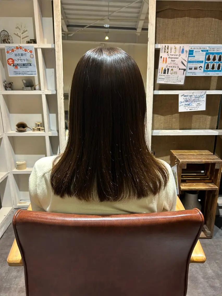 カラー 牛尾 綾花のヘアスタイル