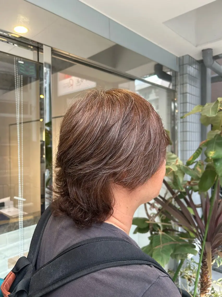 カラー ブリーチ ブリーチなしカラー 西村 優那のヘアスタイル