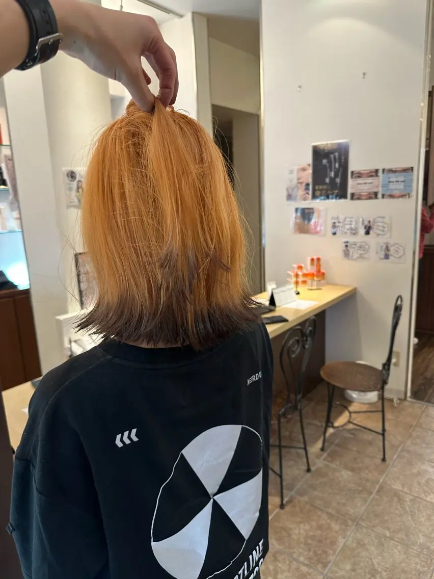 ミディアム カラー カット ヘアカラー トリートメント ダメージレスブリーチ HIROSHIのヘアスタイル