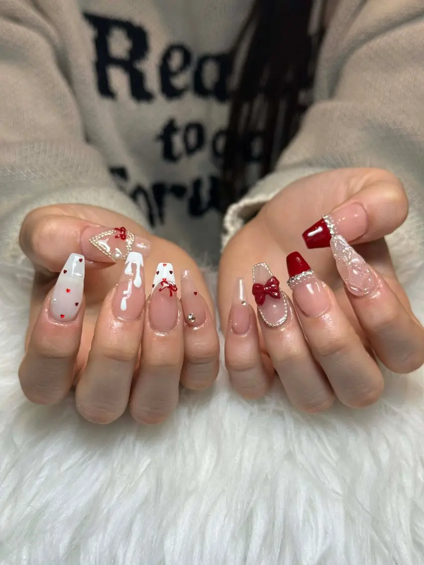 ネイル オーロラネイル ボルドー ブラウン 氷ネイル・うるうるネイル キラキラネイル ハンドネイル Julli NailStudioのネイルデザイン