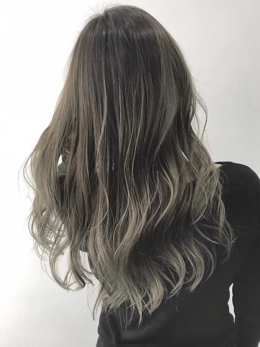 カラー バレイヤージュ ブリーチ ケアブリーチ ダブルカラー ハイライトカラー ❤️ショートカット ・顔周りカット❤️のヘアスタイル