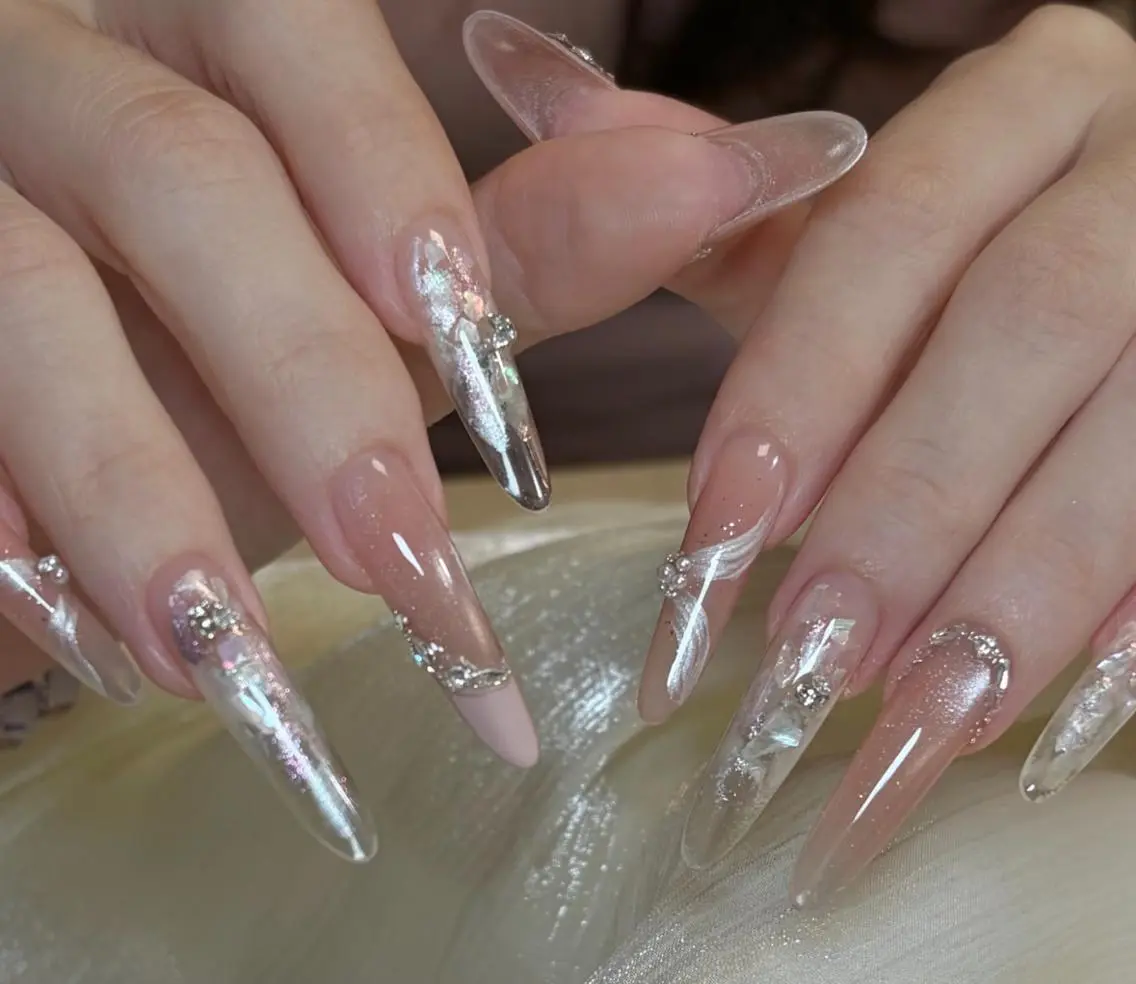 ネイル ハンドネイル 🎀 NaNa_nailのネイルデザイン