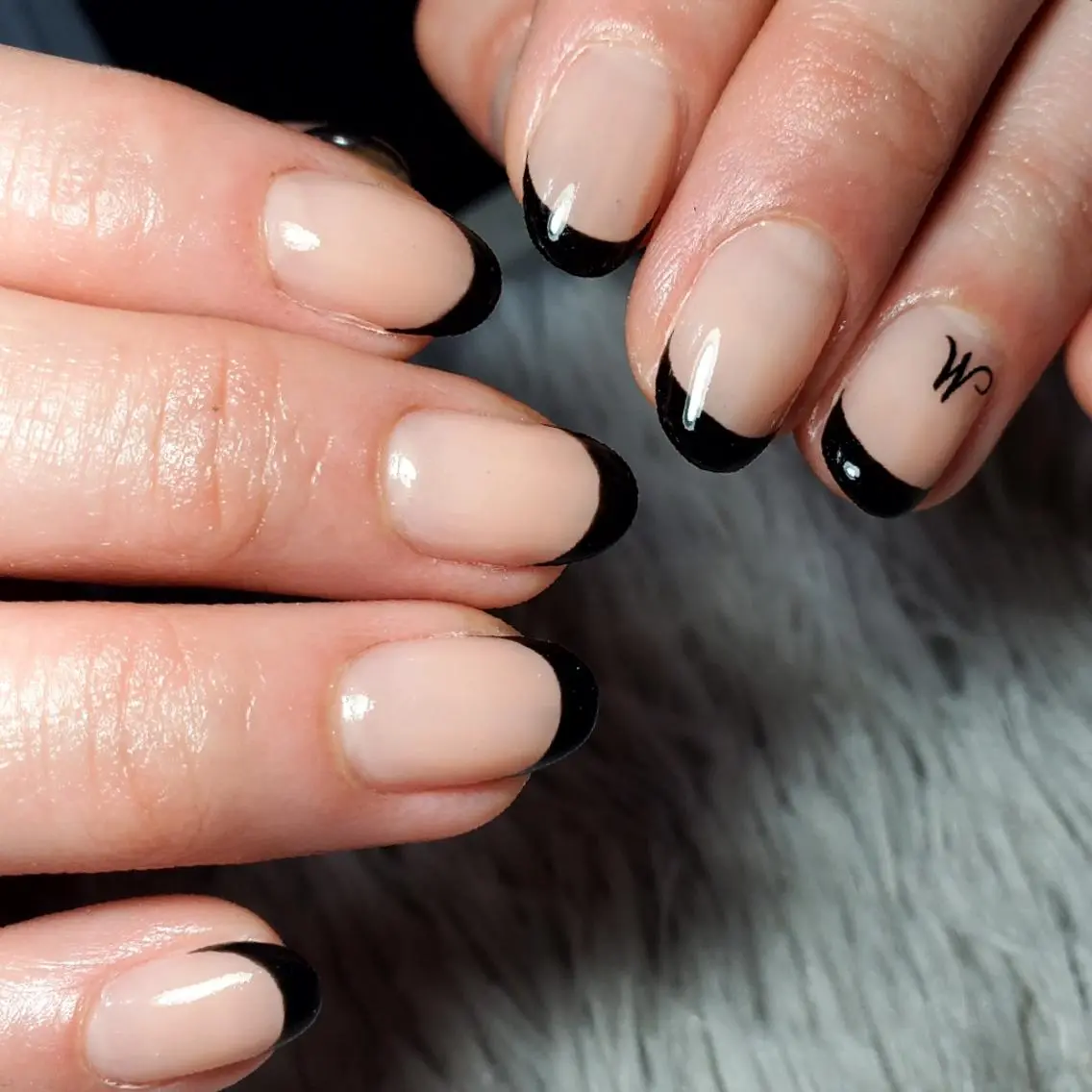 ネイル ハンドネイル フットネイル nailroom‪ sb‪‪𓈒𓂂𓏸のネイルデザイン
