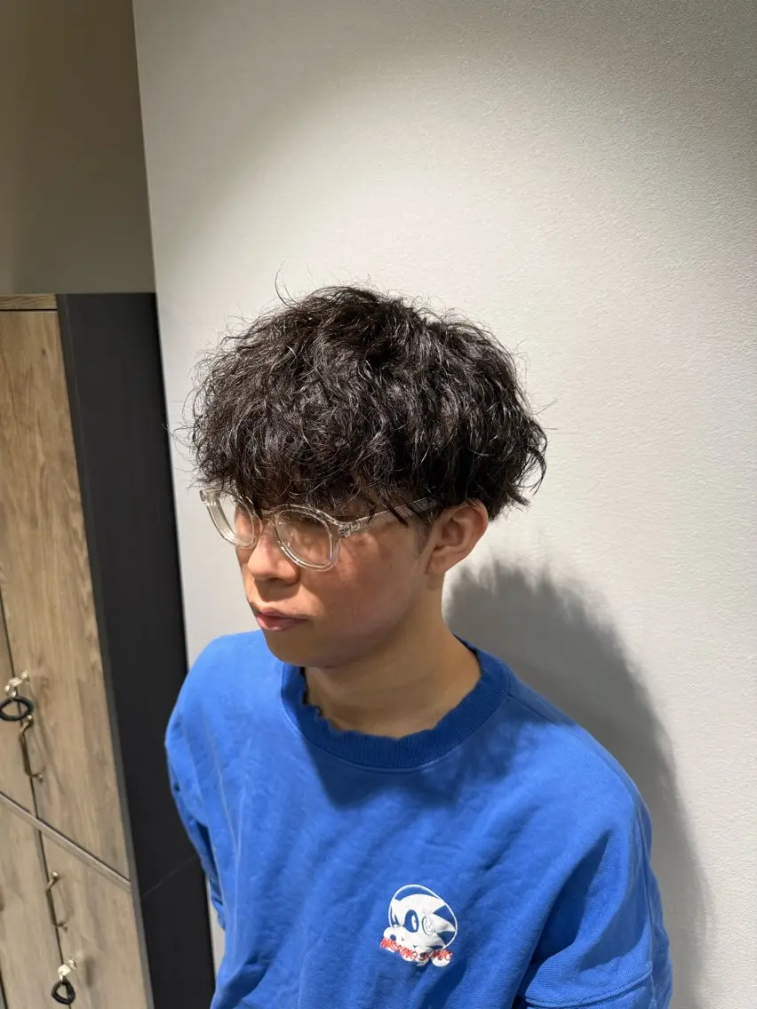 ショート カット パーマ 高澤 陸のヘアスタイル