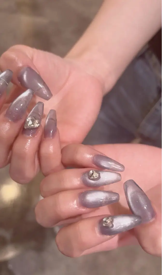 ネイル マグネットネイル モンタナ nailのネイルデザイン