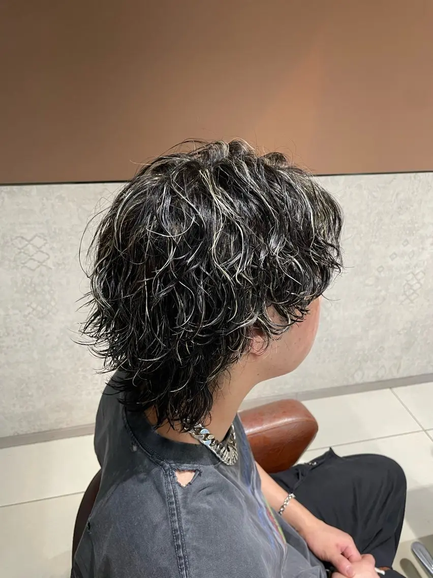 ミディアム カラー パーマ メンズ カット パーマ 🔷メンズ推し🔷 遠藤暖大のヘアスタイル