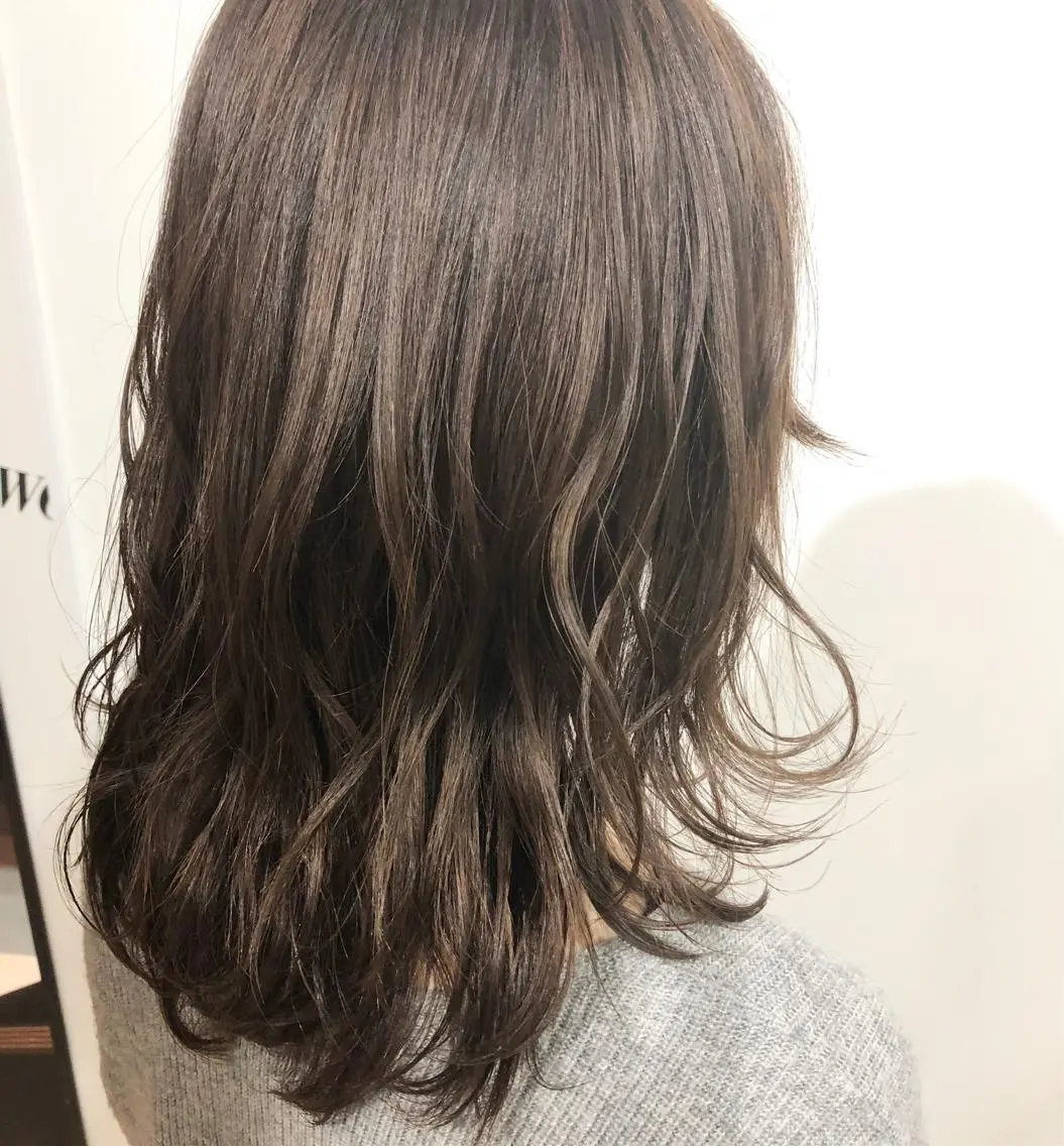 カラー ブラウンカラー グレージュ ハイライトカラー 外国人風カラー 夜23時まで予約🉑 reverieあきらのヘアスタイル
