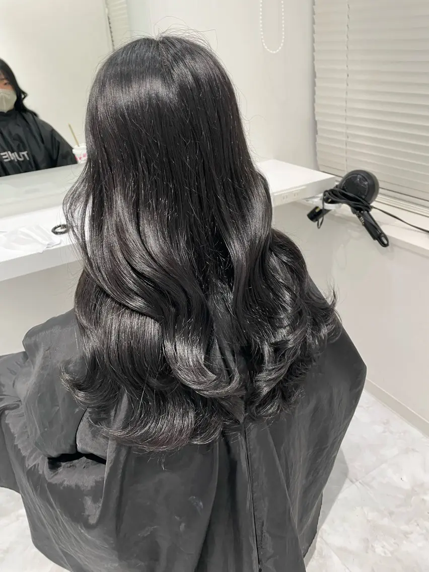 ロング カラー 黒髪 ブリーチ ブルーカラー ブルーブラック 髪質改善 カット ヘアカラー 縮毛矯正 トリートメント 髪質改善/美髪矯正 艶髪/Takutoのヘアスタイル