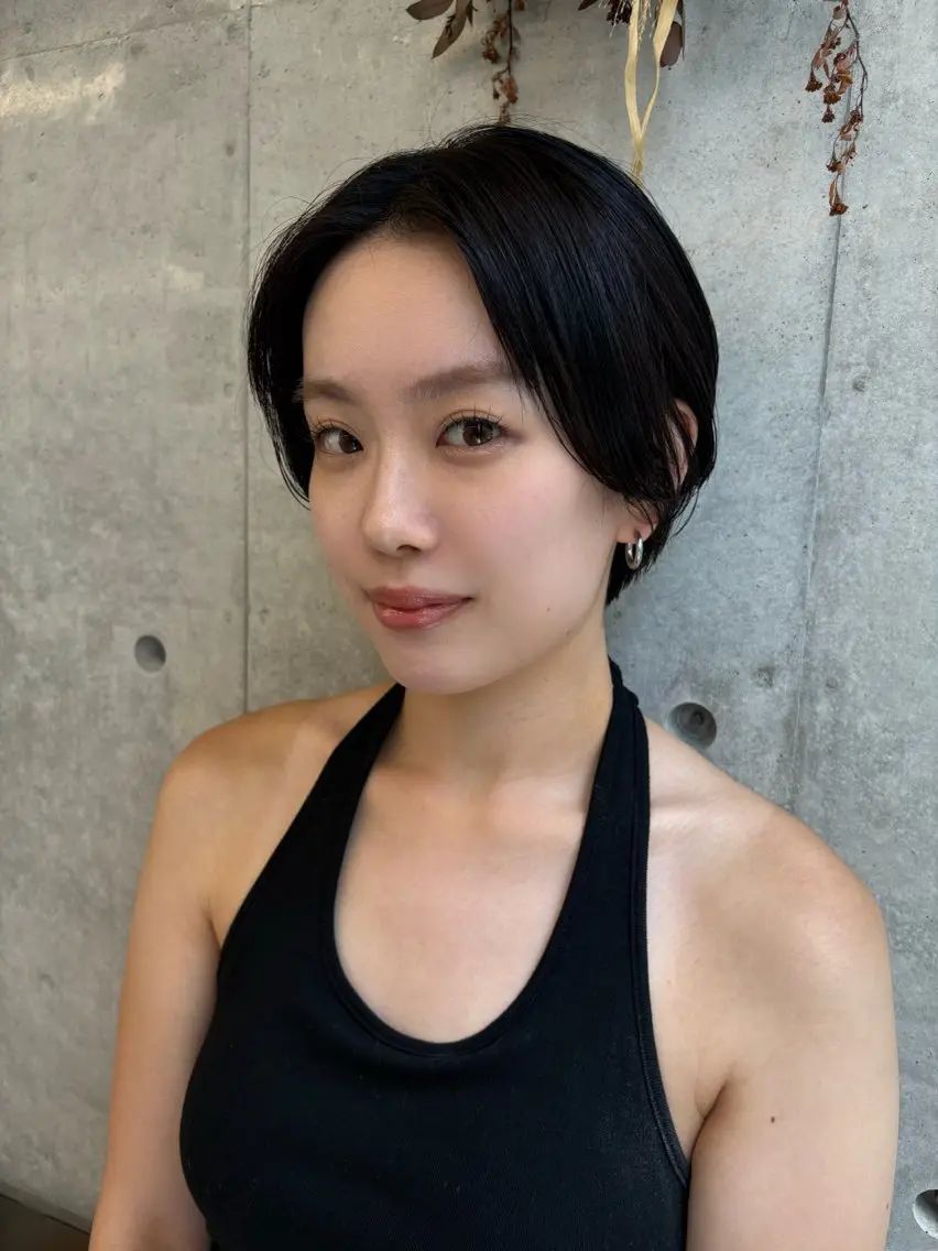 ショート カラー ショートボブ ボブ ショートヘア カット ヘアカラー トリートメント 似合わせカット レイヤー/ボブのヘアスタイル
