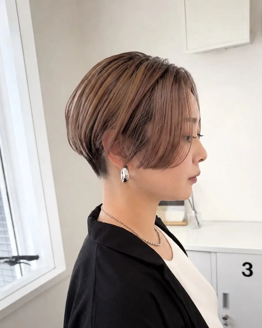 ショート カラー ハンサムショート ショートヘア ショートのための 曲がる縮毛矯正のヘアスタイル