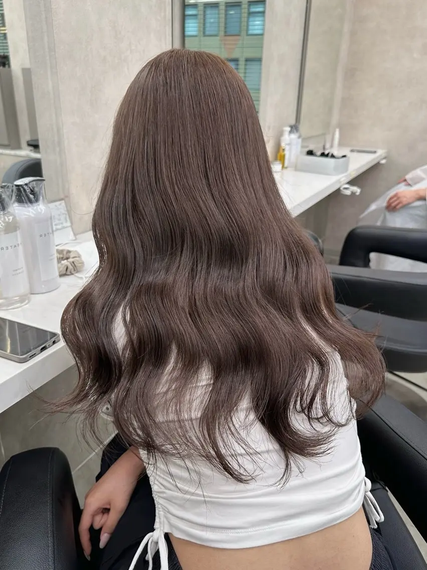 カラー ヘアカラー トリートメント ブリーチ縮毛矯正飛我 韓国ヘア🫧のヘアスタイル