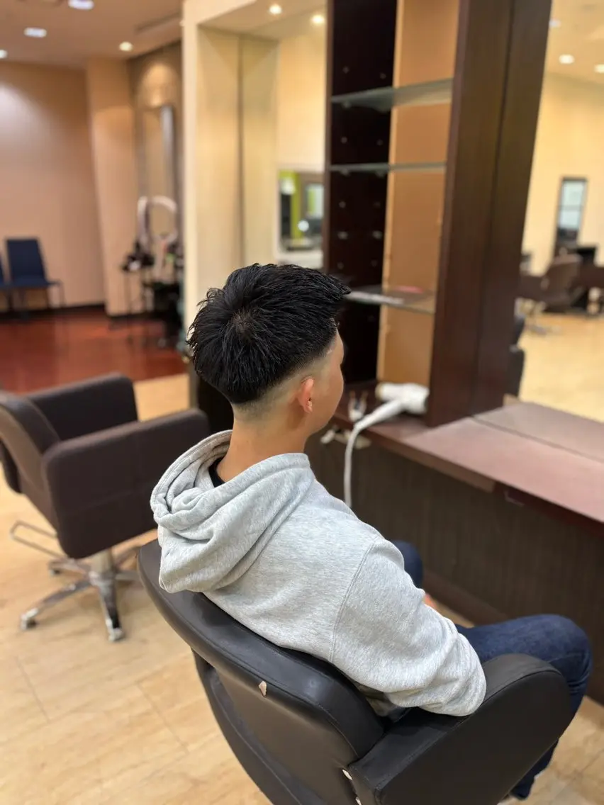 メンズ フェードカット カット MIRAN stylistのヘアスタイル
