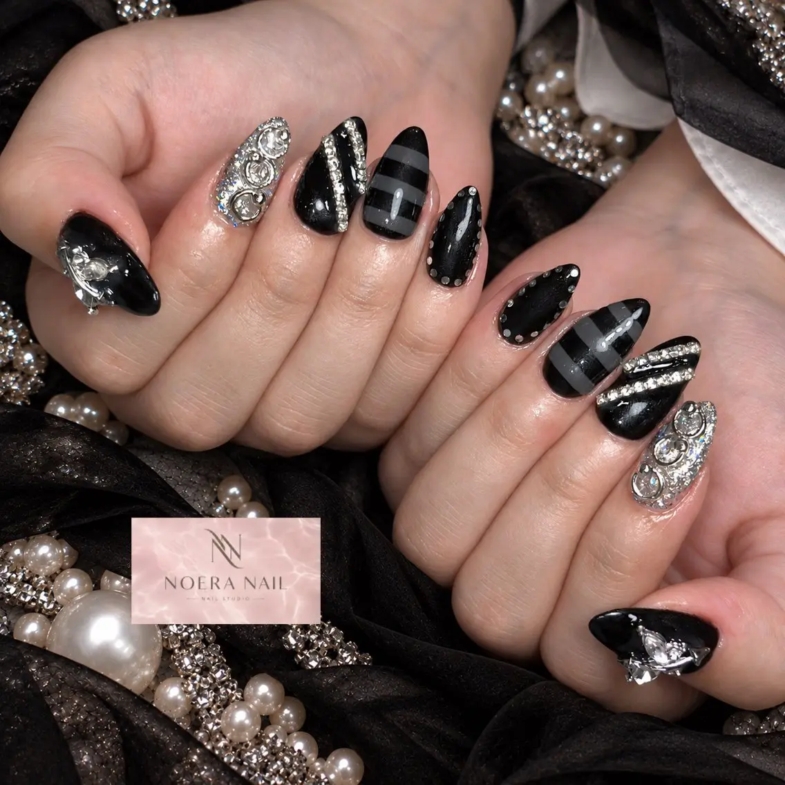 ネイル べっ甲ネイル ボルドー 長さ出し ハロウィン 韓国ネイル ハンドネイル ハンドケア NOERA NAIL チップ長さ出し大塚店のネイルデザイン