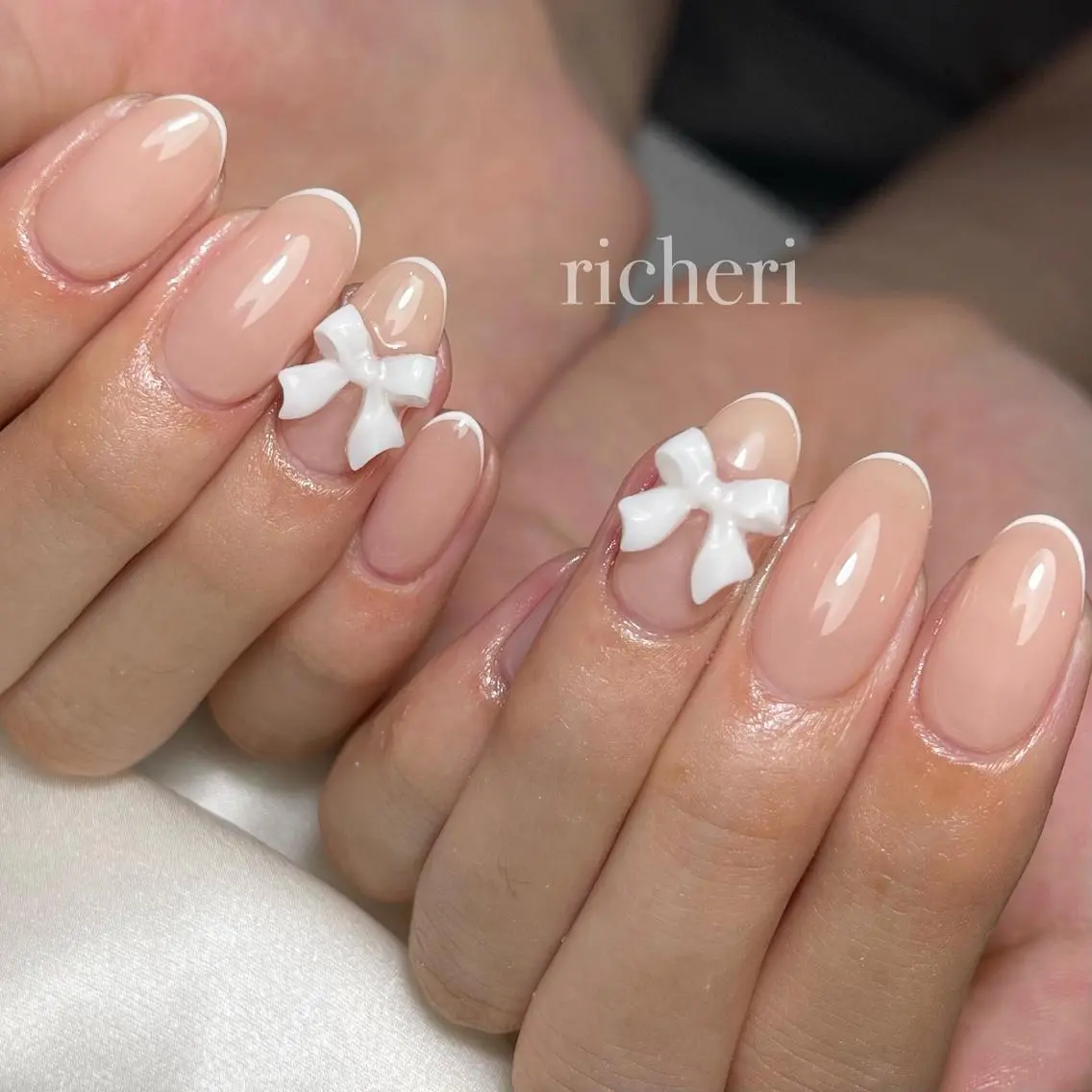 ミディアム ネイル ハンドネイル richeri beautyのネイルデザイン
